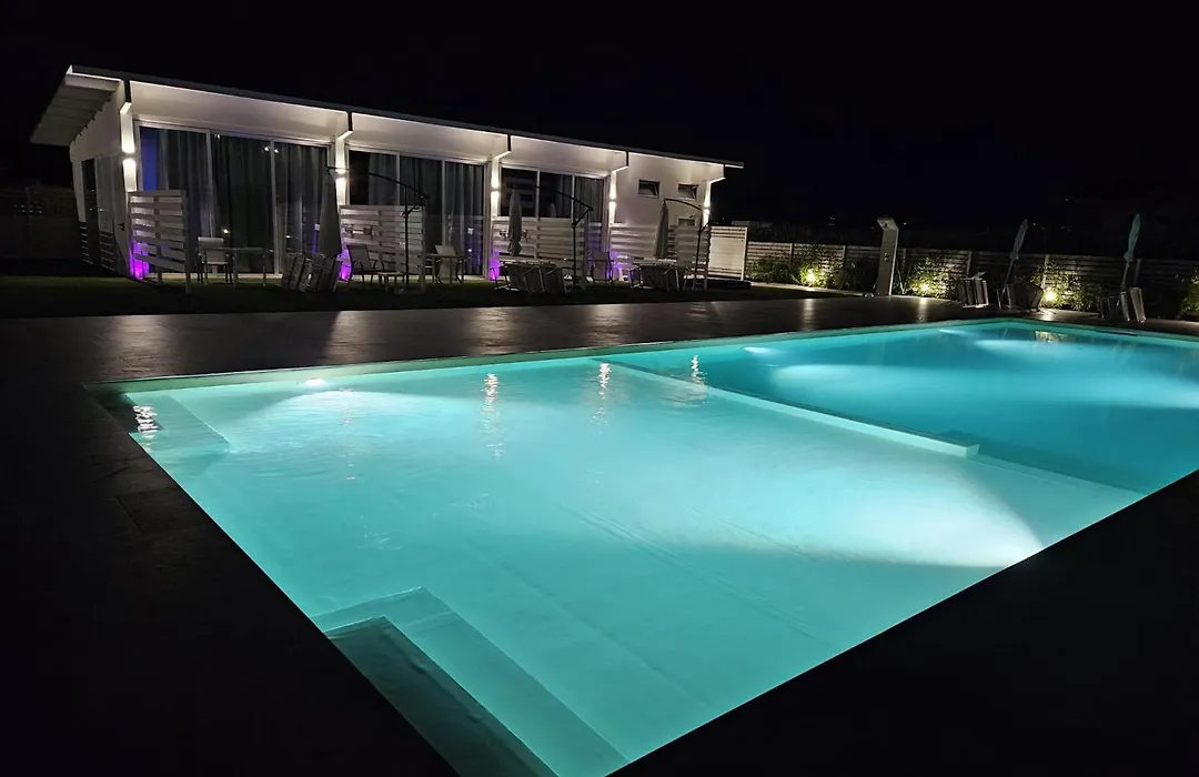 Pool Suite - Città Bianca-1